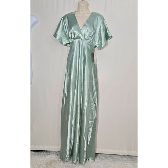 Birdy Grey Dresses & Skirts - Birdy Grey Jesse Kimono Shiny Satin Dress Small